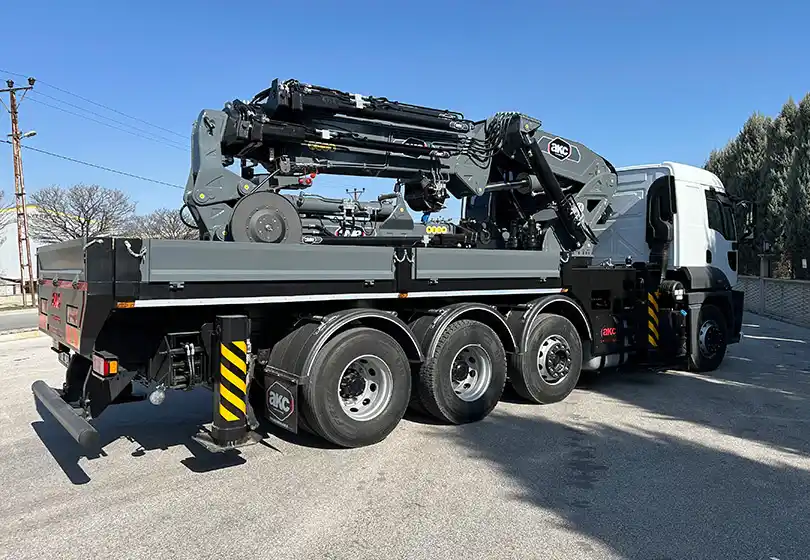 AKC 105.002 L6 / L4 Katlanır Bomlu Vinç