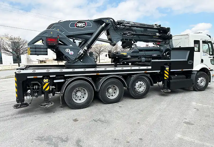 AKC 105.002 L6 / L5 A.D Katlanır Bomlu Vinç