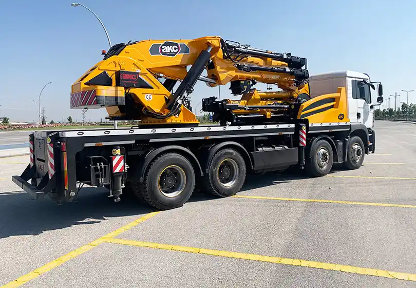 AKC 105.002 L6 / L5 A.D Katlanır Bomlu Vinç