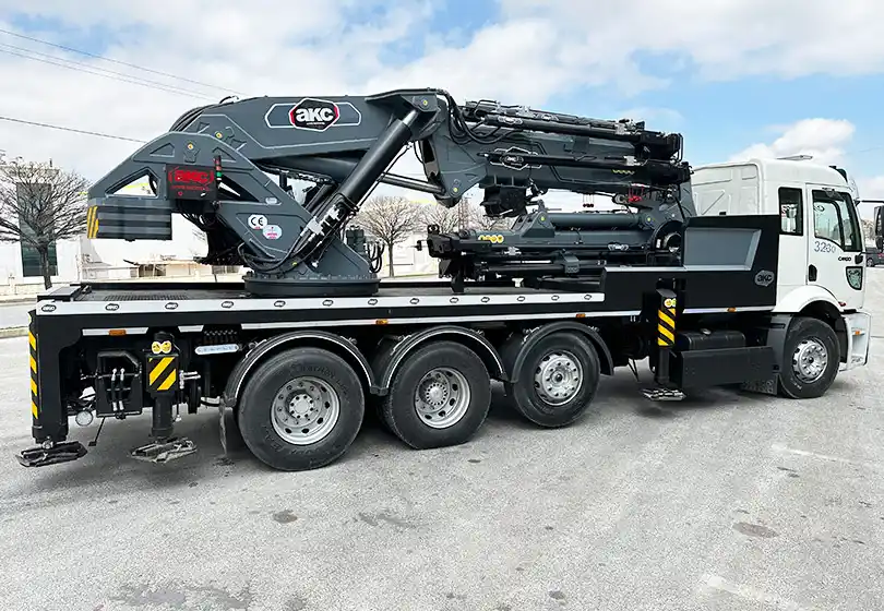 AKC 105.002 L6 / L5 A.D Katlanır Bomlu Vinç