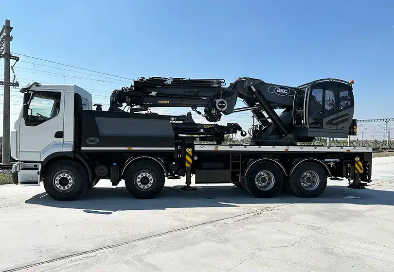 AKC 135.002 L6 / L5 Katlanır Bomlu Vinç