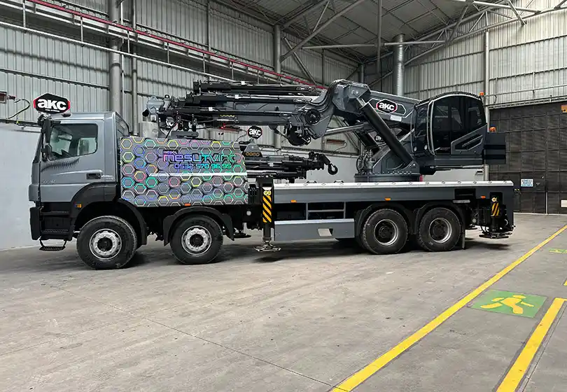 AKC 170.002 L7 / L5 Katlanır Bomlu Vinç