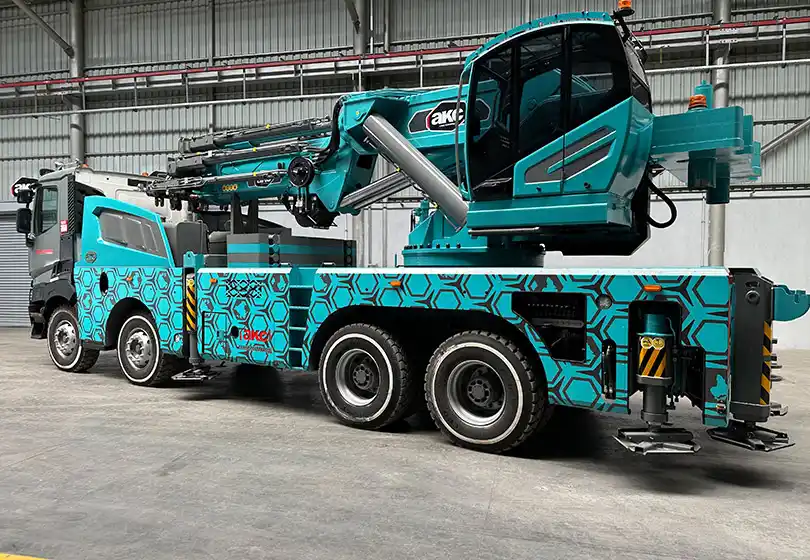 AKC 170.002 L7 / L5 Katlanır Bomlu Vinç