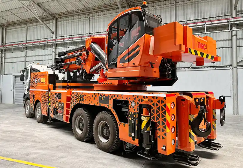 AKC 270.002 L7 / L5 Katlanır Bomlu Vinç