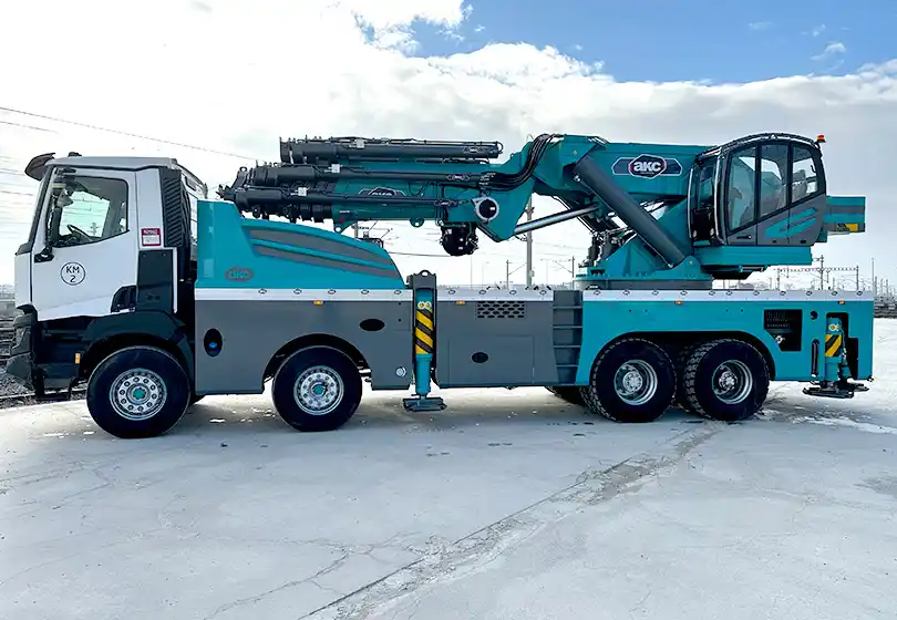 AKC 300.002 L8 / L6 Katlanır Bomlu Vinç