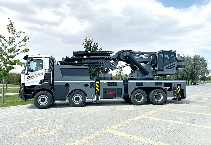 AKC 300.002 L8 / L6 Katlanır Bomlu Vinç