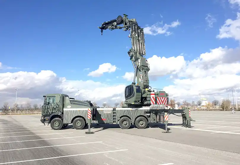 AKC 300.002 L8 / L6 Katlanır Bomlu Vinç