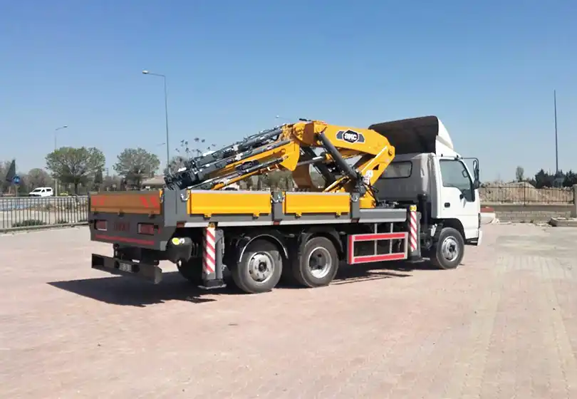 AKC 30.001 FS6 Katlanır Bomlu Vinç