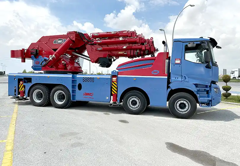 AKC 300.002 L8 / L6 Katlanır Bomlu Vinç