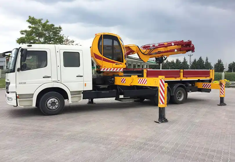 AKC 45.001 FS6 Katlanır Bomlu Vinç