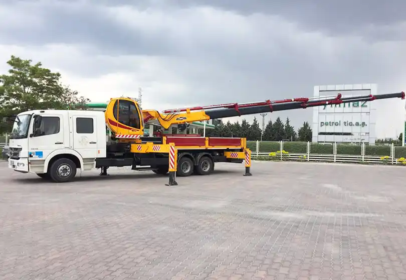 AKC 45.001 FS6 Katlanır Bomlu Vinç