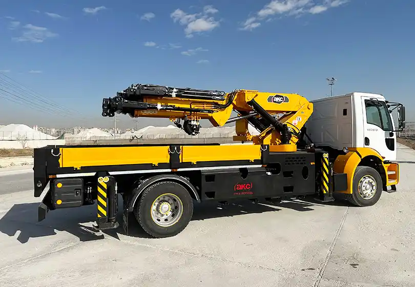 AKC 45.001 L6 преклопен кран со стрела