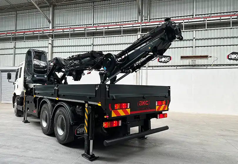 AKC 45.002 FS6 / K3 Katlanır Bomlu Vinç