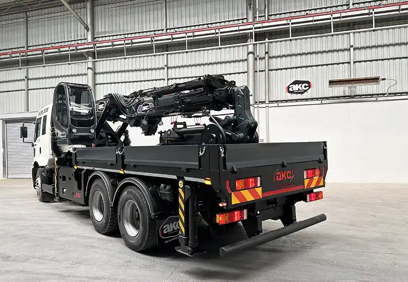 AKC 45.002 FS6 / K3 Katlanır Bomlu Vinç