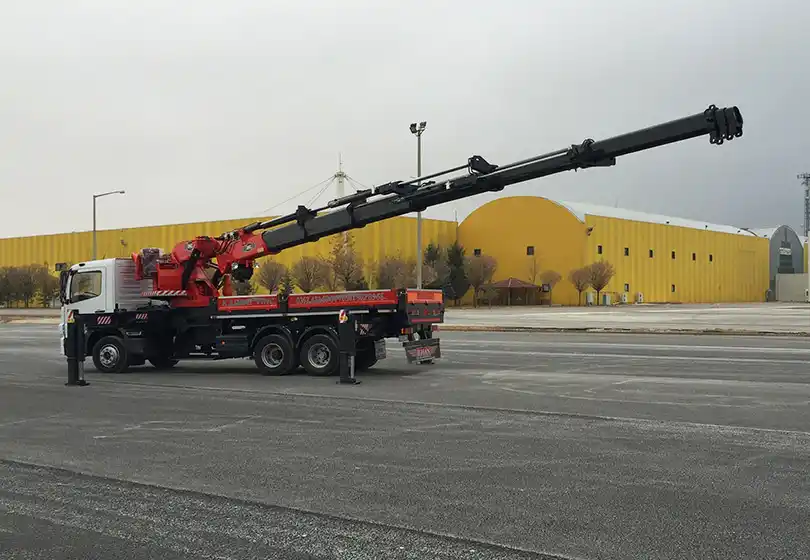 AKC 60.001 FS 7 Katlanır Bomlu Vinç