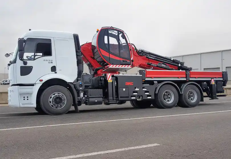 AKC 60.001 L7 Katlanır Bomlu Vinç