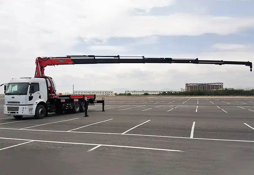 AKC 60.001 L7 Katlanır Bomlu Vinç