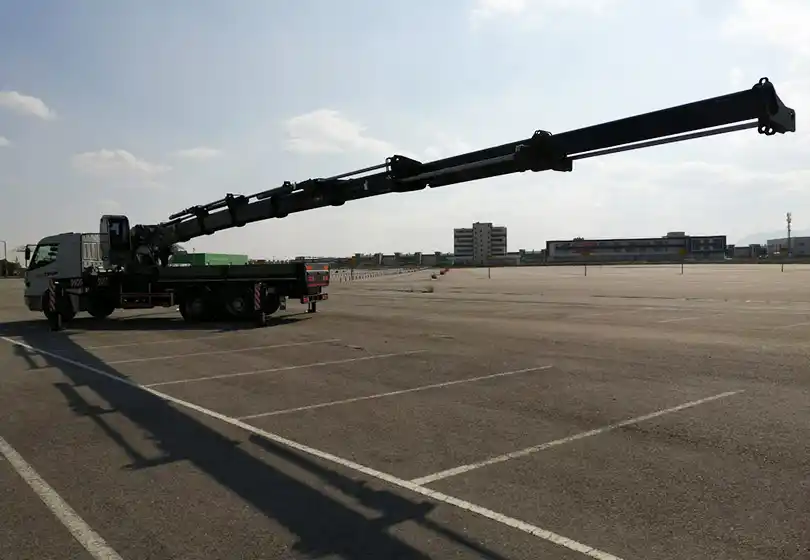 AKC 60.001 L7 Katlanır Bomlu Vinç