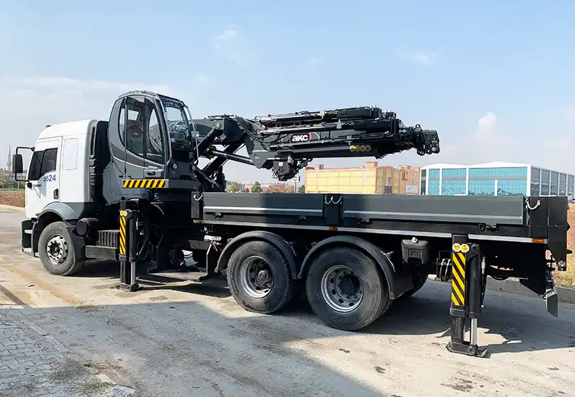 AKC 60.001 L7 Katlanır Bomlu Vinç