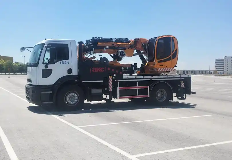 AKC 75.002 K5 / L4 Katlanır Bomlu Vinç