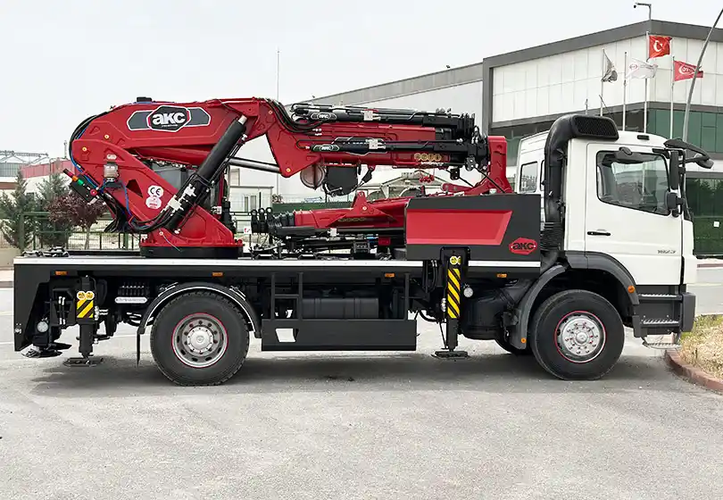 AKC 75.002 K5 / L4 Katlanır Bomlu Vinç