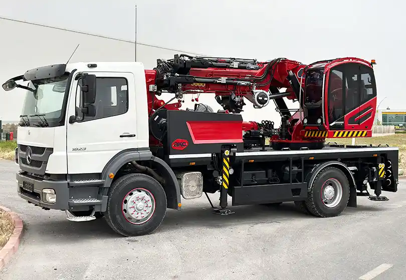 AKC 75.002 K5 / L4 Katlanır Bomlu Vinç