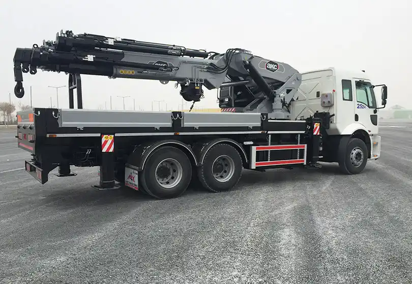 AKC 90.001 L7 Katlanır Bomlu Vinç